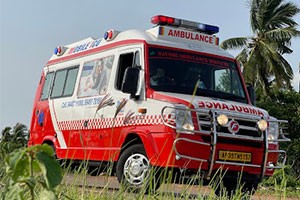 Nayomi Best Ambulance Service - Sanjay Nagar, Kakinada