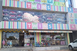Twins - Shaikpet, Hyderabad