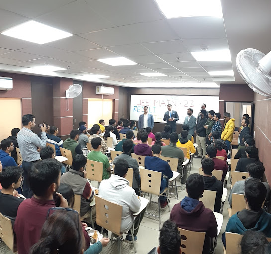 Vidyamandir Classes - Sector 16C, Greater Noida