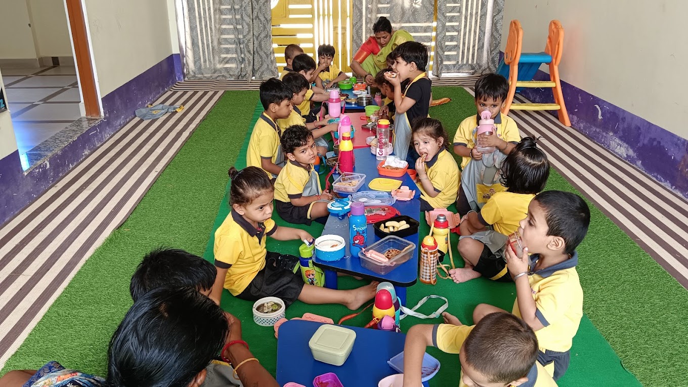 Kidzee Preschool - Kachhwa Bazar, Mirzapur