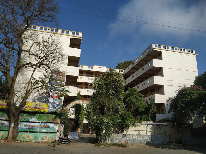 Karnataka Vidyashala - Neelasandra , Bangalore