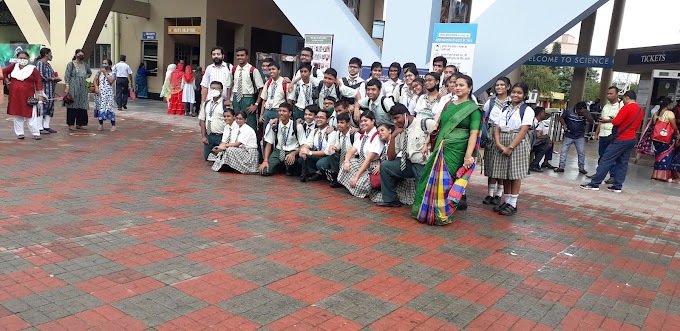 A K Ghosh Memorial School - Lake Gardens, Kolkata