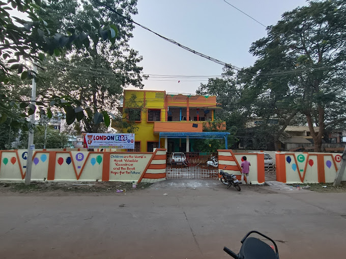 London Kids International Preschool - Padamara Veedi, Eluru