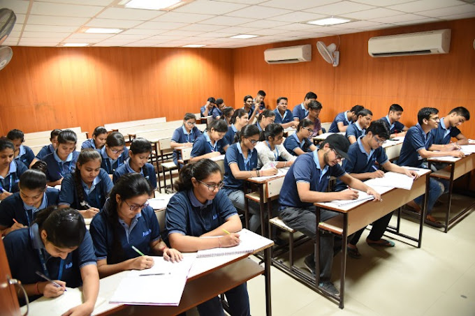 Aakash Institute - Tulsi Vihar Colony, Gwalior