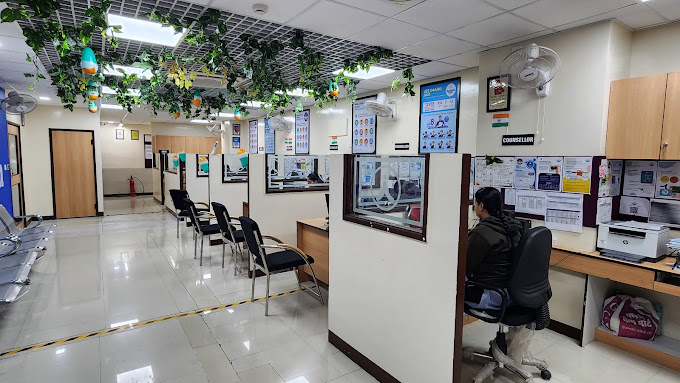 Aakash Institute - Scheme 71, Indore