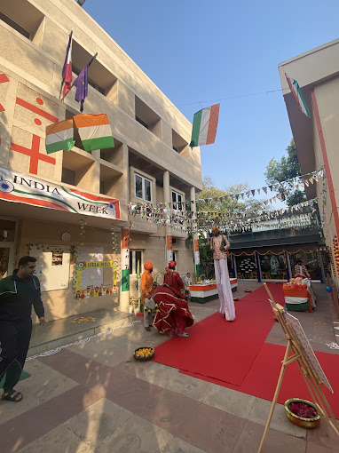 Lycée Français International School - Aurangzeb Road, New Delhi