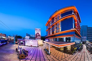Hotel Benzz Park - Thottapalayam, Vellore