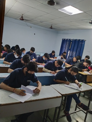 Vidyamandir Classes - Khandari, Agra